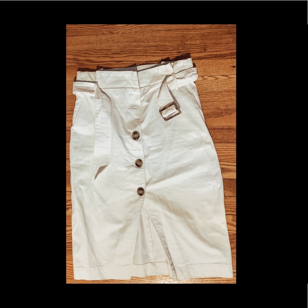 White denim skirt